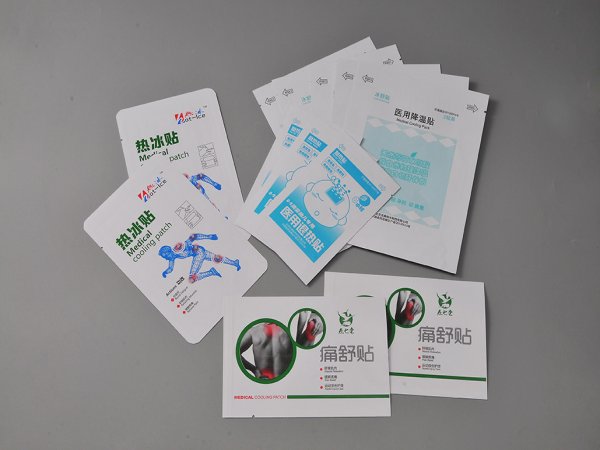 刮墨点与纸铝塑药包膜压印点的距离调整